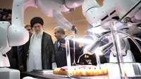 ستاد فرهنگسازی اقتصاد دانش بنیان The Supreme Leader visited the “Iranian-made” Achievements